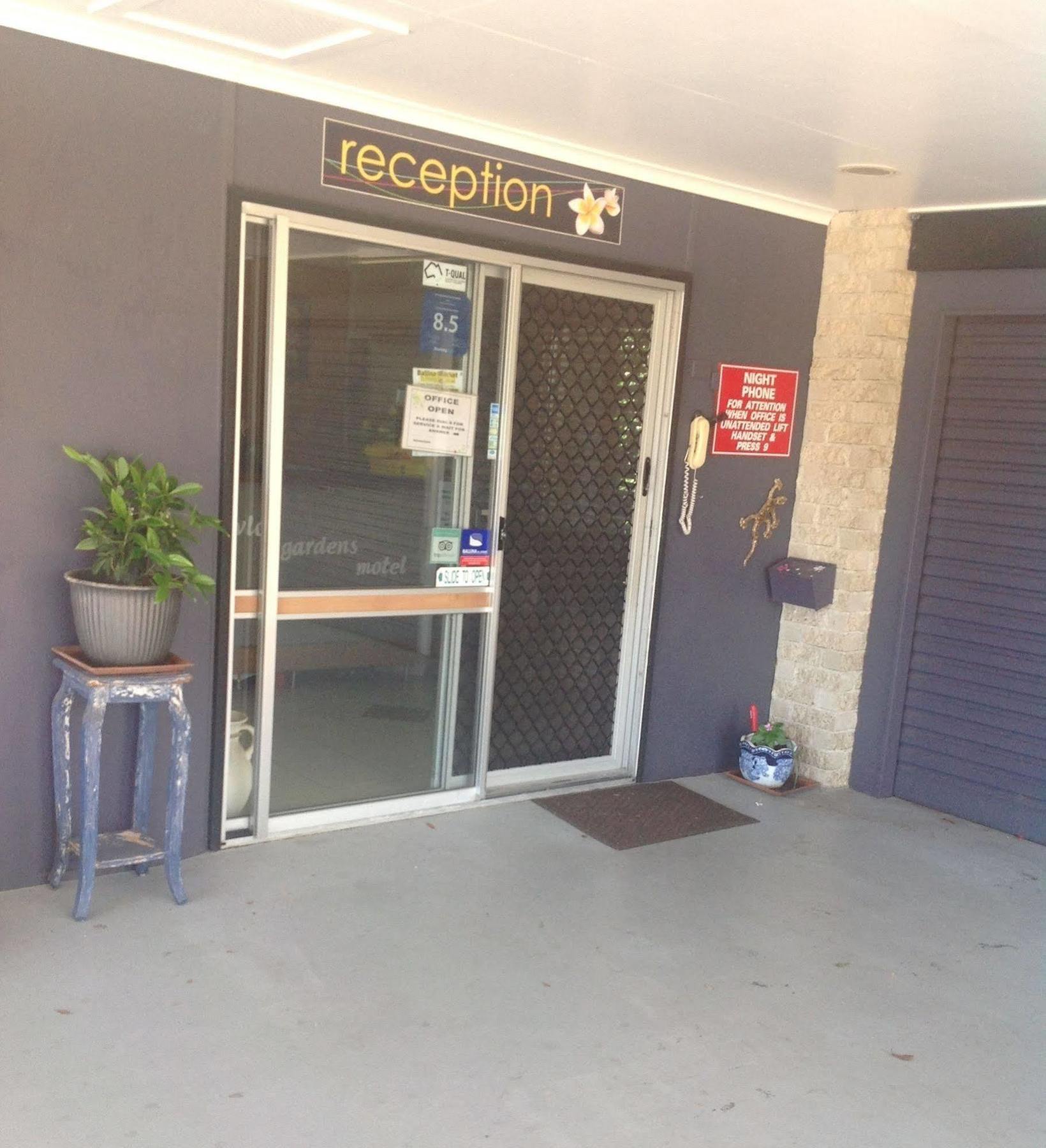 Avlon Gardens Motel Ballina Exterior photo